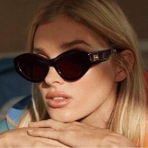 Brand New CHIMI "JUST RIGHT" BLUE SUNGLASSES by Elsa Hosk